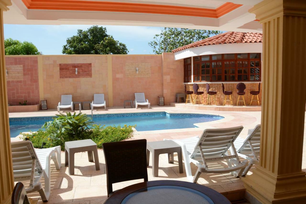 Hotel Tabarre 'S Palace Port-au-Prince Luaran gambar